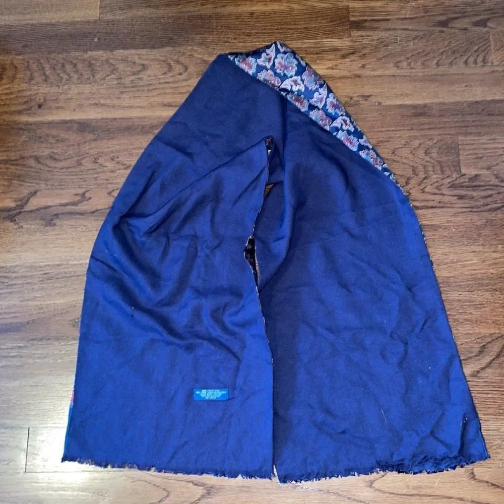 Vtg silk paisley & navy blue wool‎ reversible winter scarf